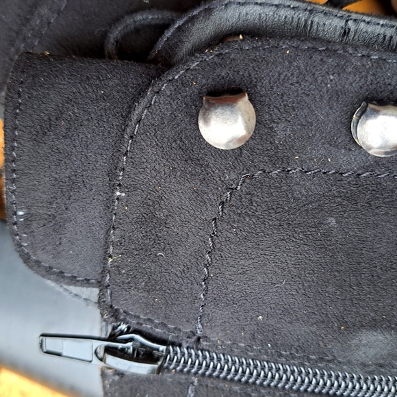 Black Suade Knee High boots - Picture 6 of 6